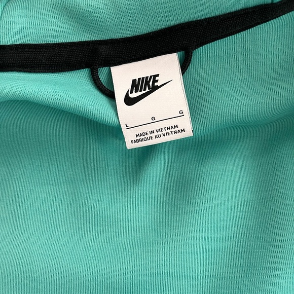 Teal Nike tech fleece - Picture 3 of 3